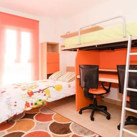 Apartman En Primera Linea. *